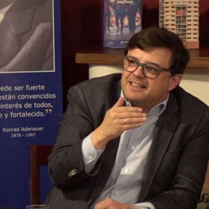 10. Dr. Enrique San Miguel Pérez 10. Dr. Enrique San Miguel Pérez