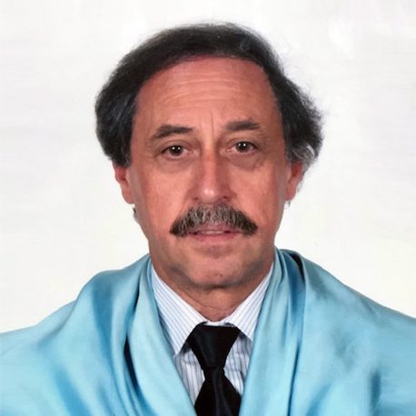 Dr. Graciano González